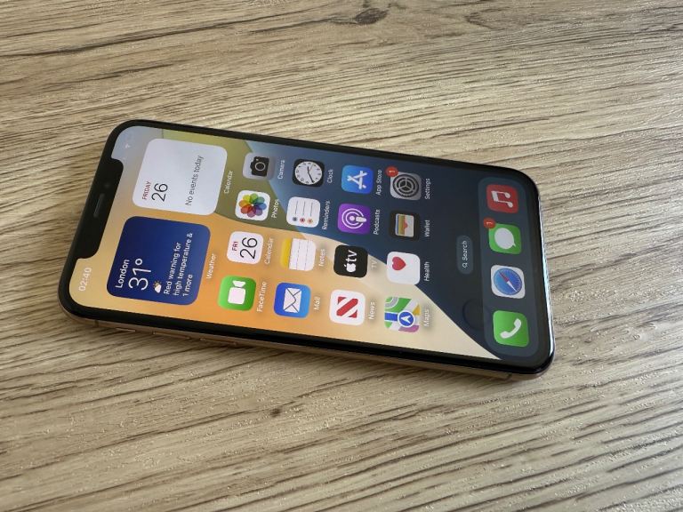 iPhone XS 