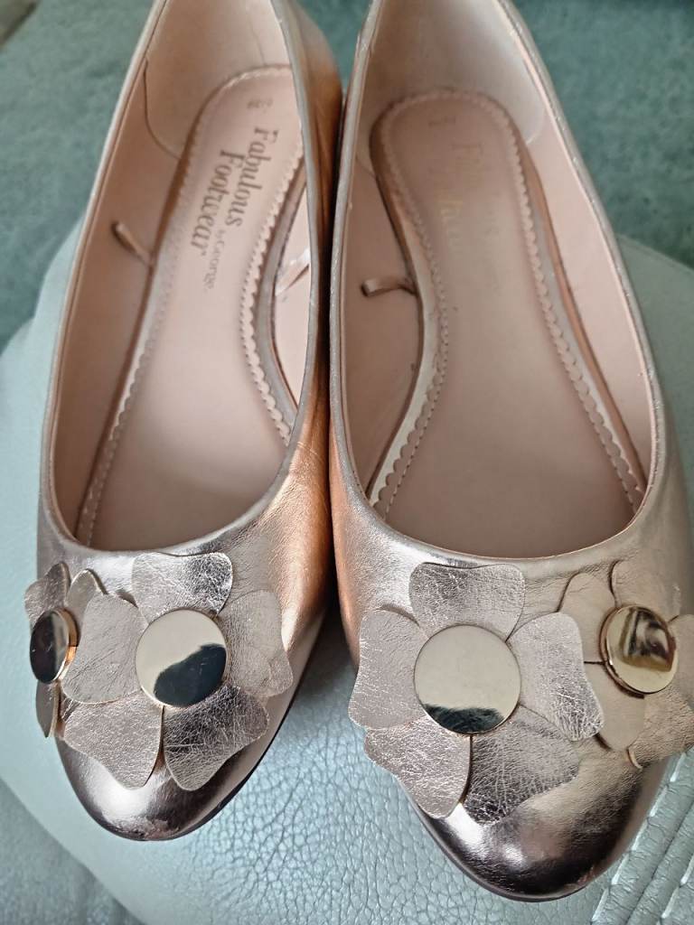 Ladies shoes 