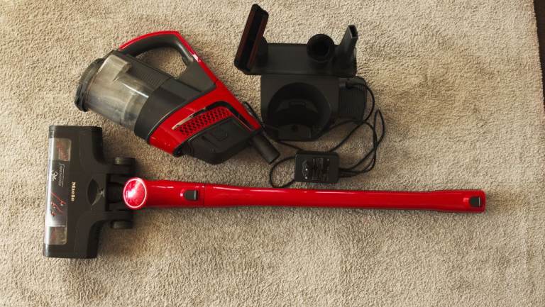 Miele TriFlex HX1 Cordless Vacuum Cleaner - Red, Good Condition