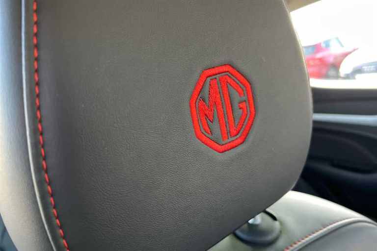 2022 MG MG ZS 1.0T GDi Exclusive 5dr Hatchback Petrol Manual