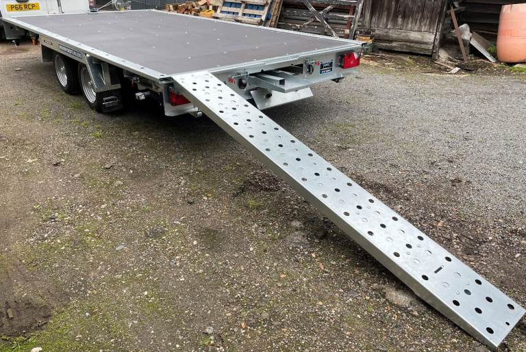 WOODFORD Flat Bed / Car Transporter Twin Axle Tilt Trailer 14' x 7'3 - FBT 070