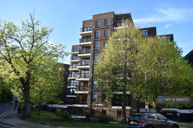 1 bedroom flat in Lime Court, London, SW15 (1 bed) (#2898273)