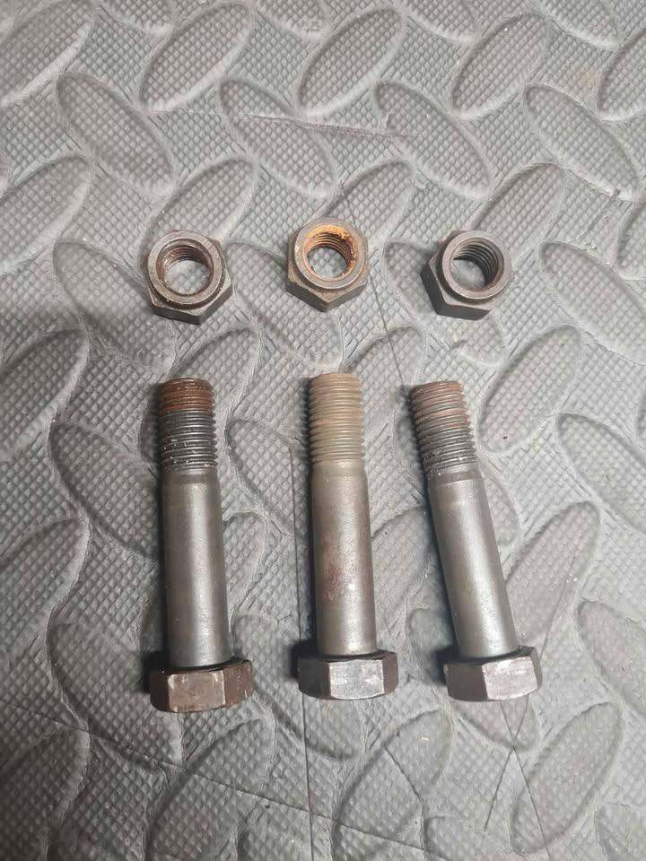 BMW 3 5 7 SERIES E60 E61 E63 E64 E65 E90 E91 E92 PROPSHAFT UNIVERSAL JOINT BOLTS