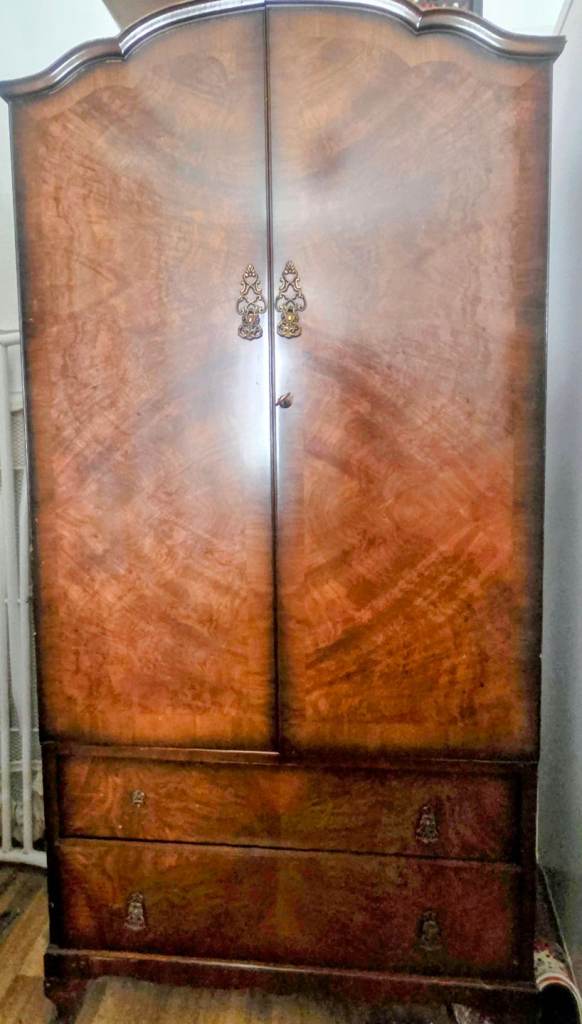 Golden Key vintage wardrobe 