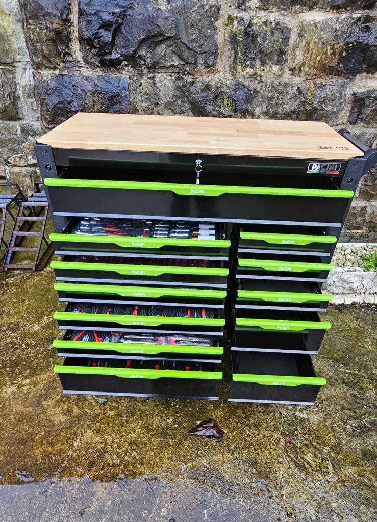 Pacini 12 drawer toolbox 