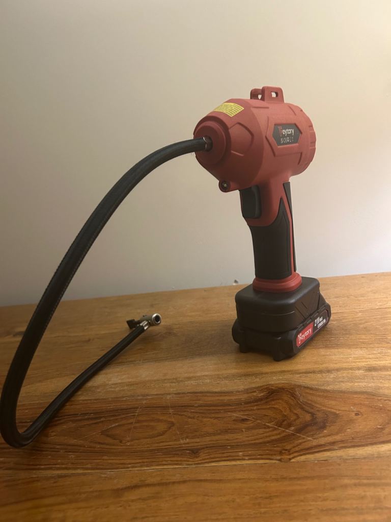 Car tire electric pump 