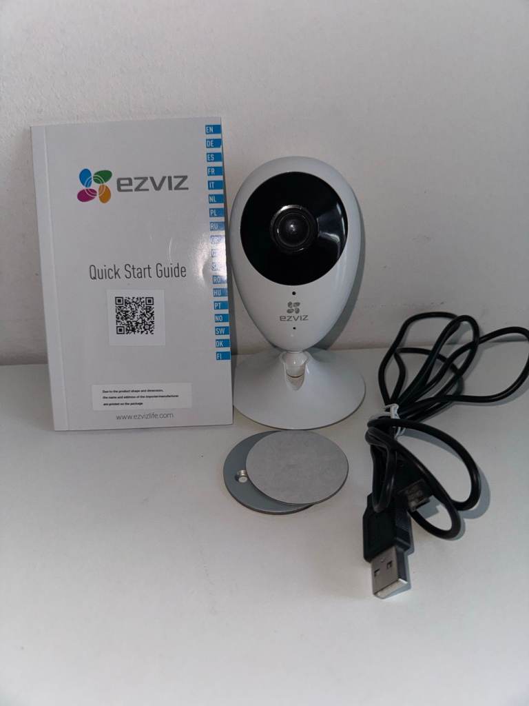 Ezviz Indoor Wi-Fi CCTV Camera (CS-CV206)