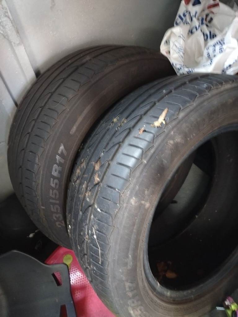 2 tyres 235 / 55 R 17