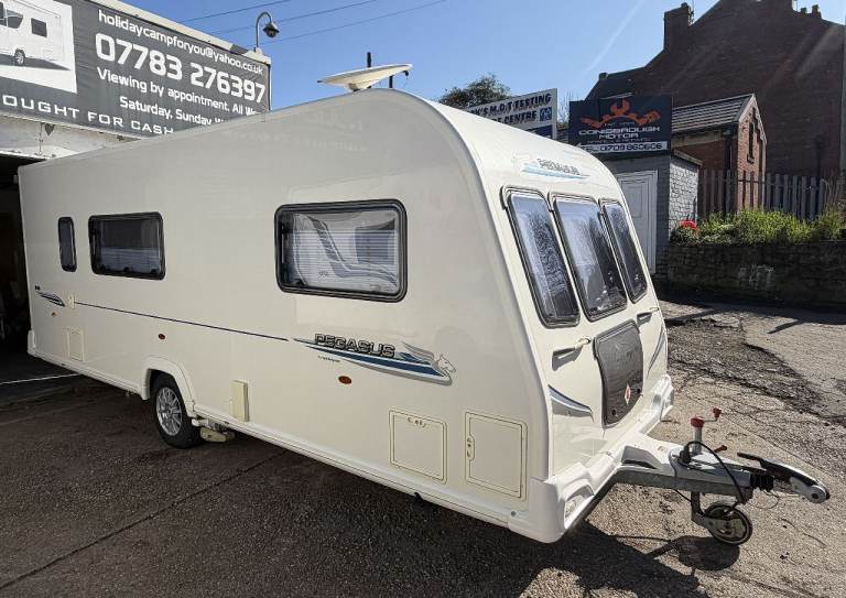 2010 BAILEY PEGASUS 514, 4 BERTH CARAVAN WITH END BATHROOM & MOTOR MOVER!