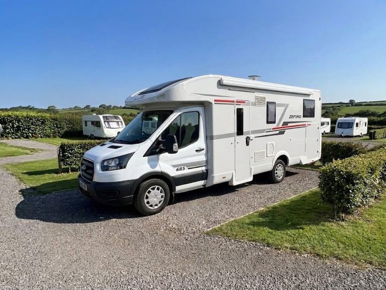 2021 Roller Team Zefiro 685 2.0 Diesel 5 Berth