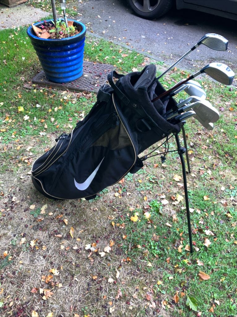Men’s Golf Clubs Mizuno Driver 3 Wood 4-9 Irons Sw Pw Putter Nike Stand Bag