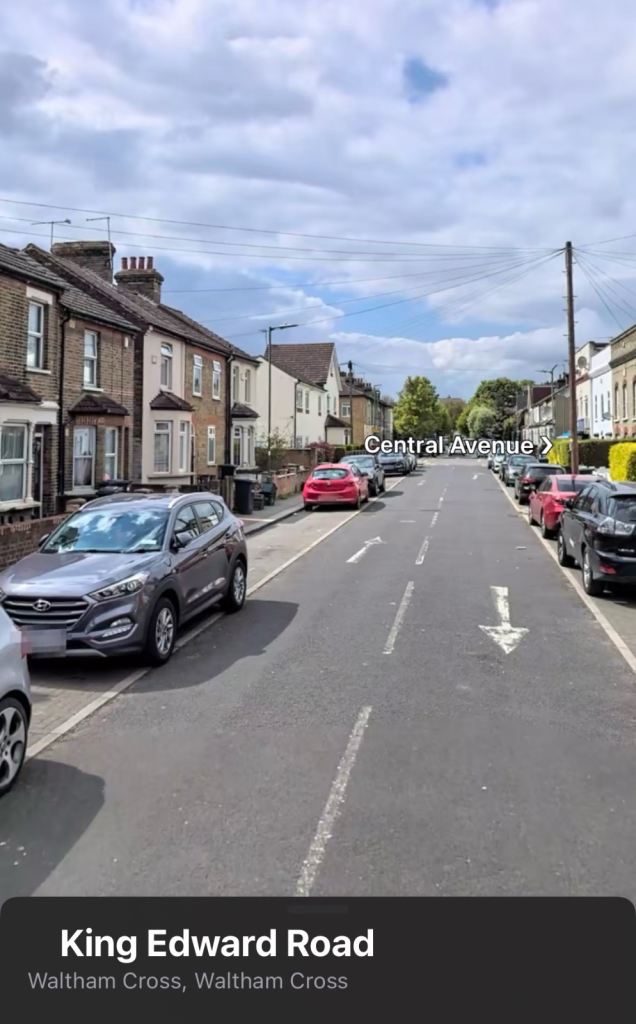 Rent *** Small Double Room - Close to Waltham Cross Station