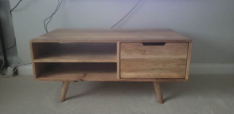 Oak TV unit