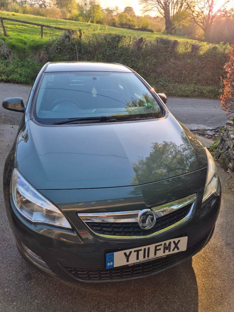 Vauxhall, ASTRA, Hatchback, 2011, Manual, 1686 (cc), 5 doors
