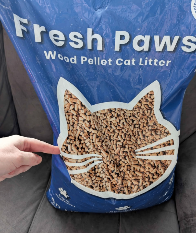 Fresh paws cat litter
