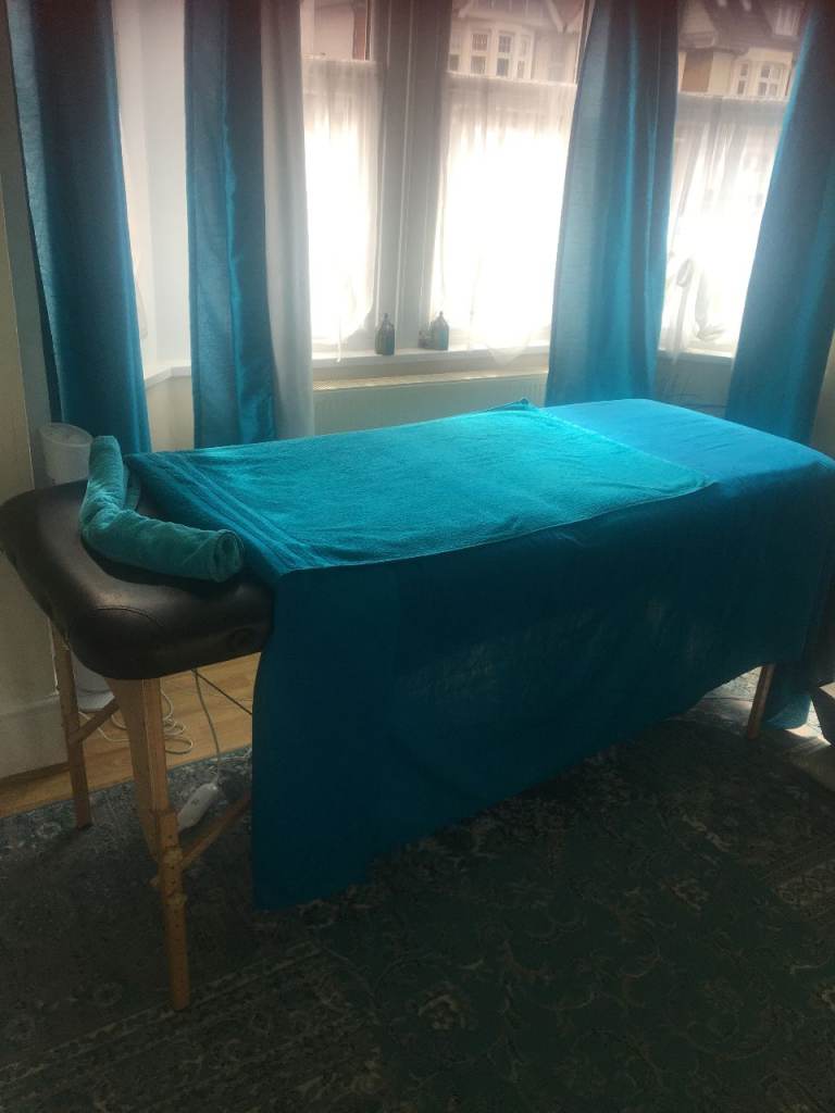 Essex therapist  pedicures body exfoliating and more non smokers only please! Westcliff on sea 