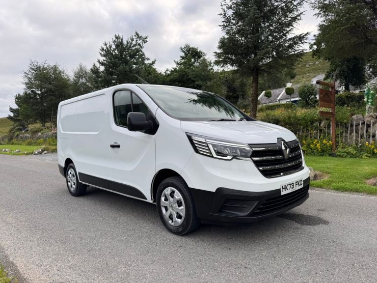 Renault, TRAFIC, 6 SEATER, Panel Van, 2023, Manual, 1997 (cc)