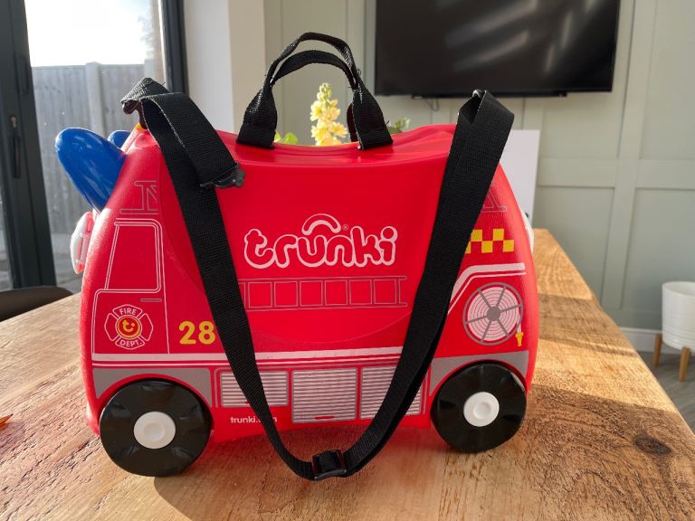 Fire Engine Trunki