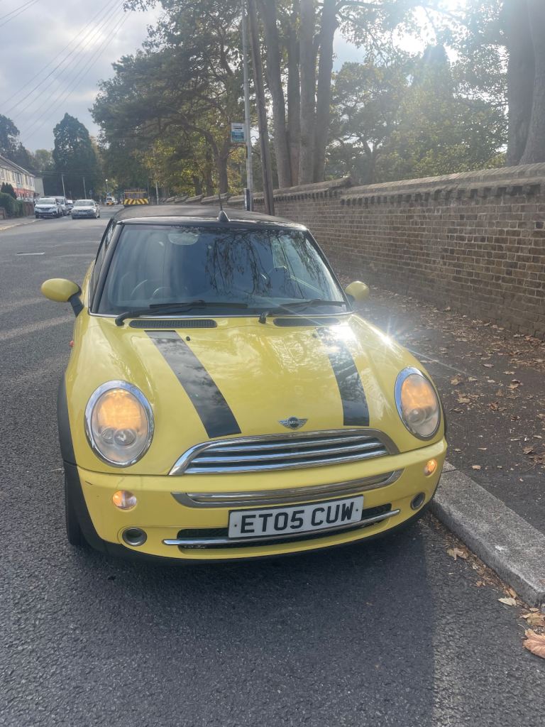 Mini, CONVERTIBLE, Convertible, 2005, Manual, 1598 (cc), 2 doors