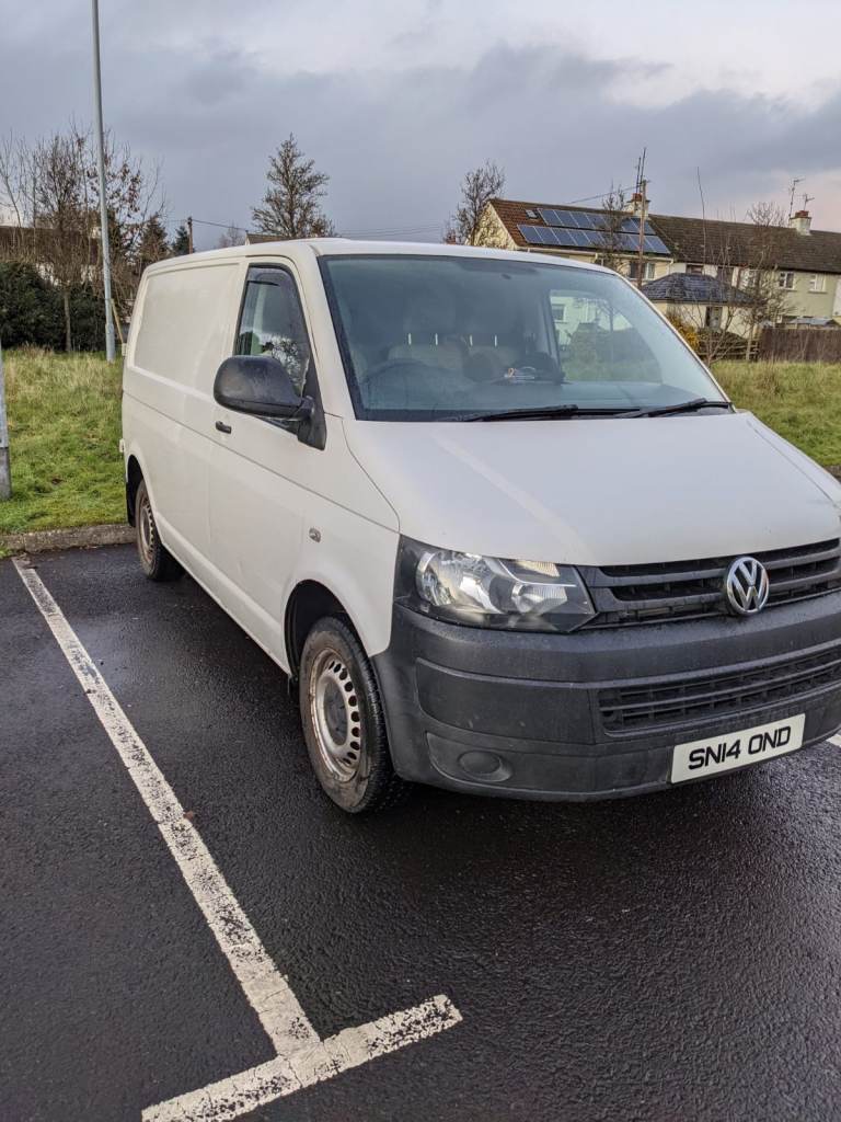 2014 VW Transporter 2.0 TDI 6 Speed.