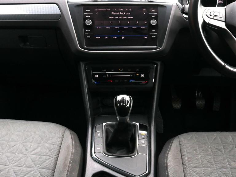 2022 Volkswagen Tiguan 1.5 TSI Life SUV 5dr Petrol Manual Euro 6 (s/s) (150 ps) ESTATE Petrol Manual