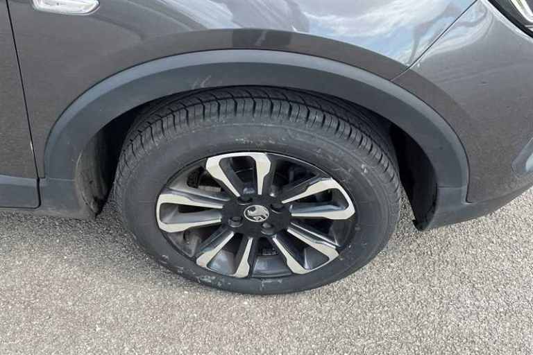 2022 Vauxhall Crossland 1.2 Turbo Design SUV 5dr Petrol Manual Euro 6 (s/s) (110 ps) SUV Petrol M...