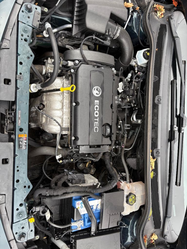 Vauxhall, ASTRA, Hatchback, 2015, Manual, 1598 (cc), 5 doors