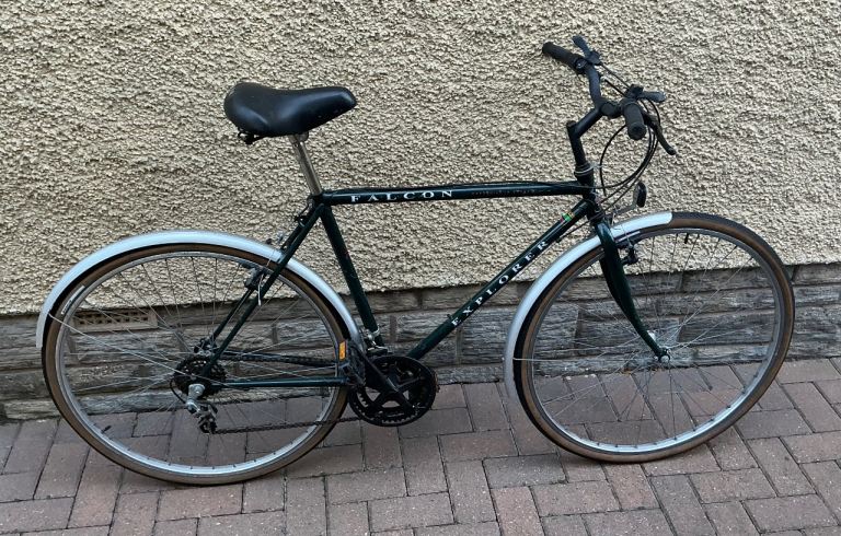 Bike/Bicycle.GENTS FALCON “ EXPLORER “ LARGE LIGHTWEIGHT FRAME HYBRID BICYCLE 