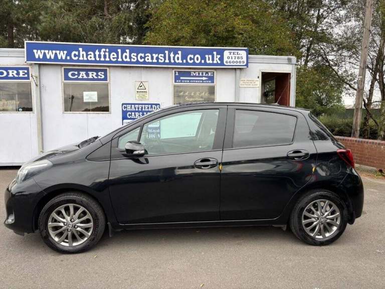 2016 66 TOYOTA YARIS 1.33 DUAL VVT-I ICON, ONLY 27K MOLES WITH 9 SERVICE STAMPS