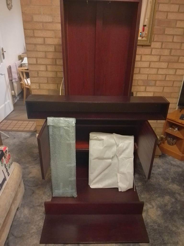 Wooden Wall Mounted Display Cabinets / wall Units for Enclosed storage.