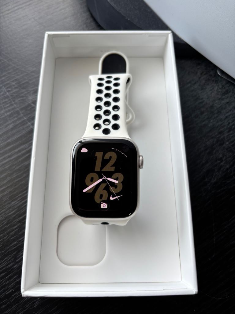 Apple Watch Series 7 45mm GPS + cellular Excellent condition 