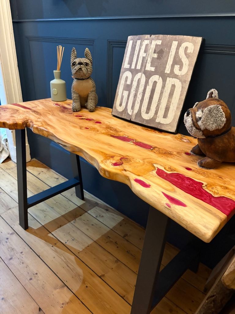 Hand Crafted Stunning Dining Table 