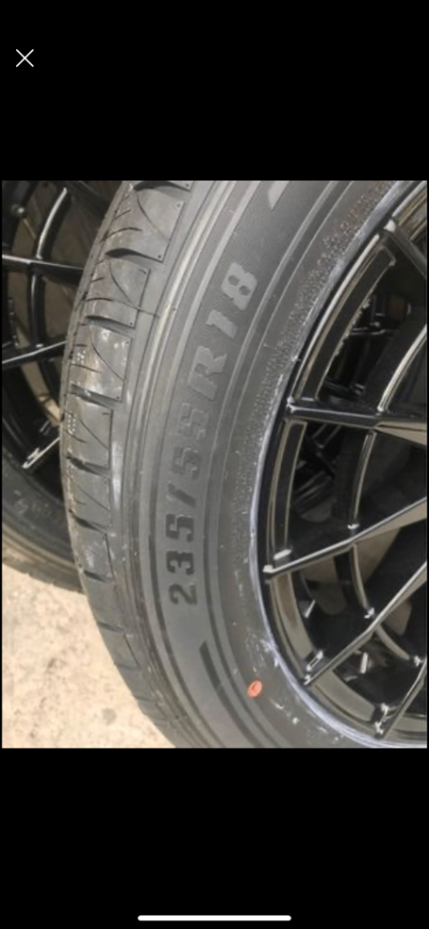 Fox alloy wheel with tyres
