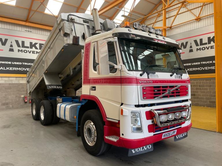 VOLVO FM9 300 6X4 ALUMINIUM INSULATED TIPPER – 2005 – KX05 LRY