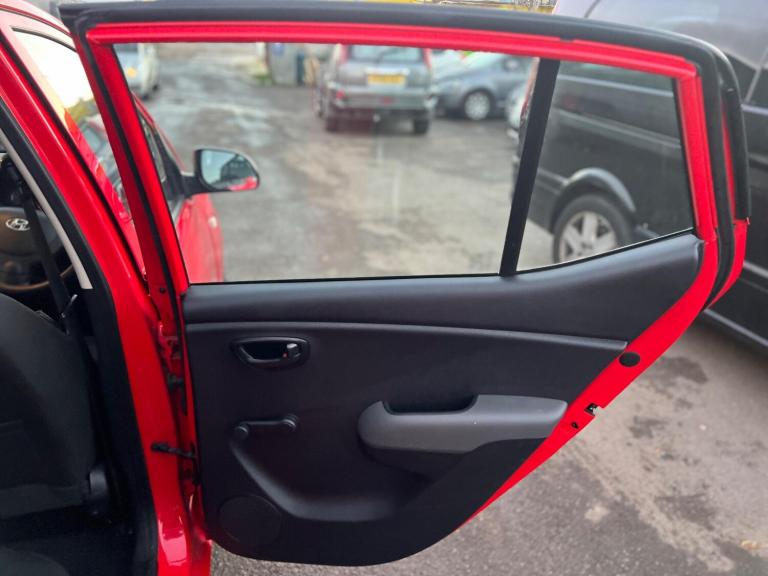 2011 Hyundai i10 1.2 Classic Euro 5 5dr HATCHBACK Petrol Manual