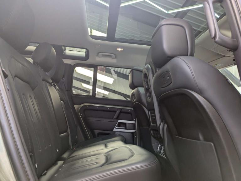 2021 Land Rover Defender 2.0 Defender SE Auto 4WD 5dr SUV Petrol Automatic