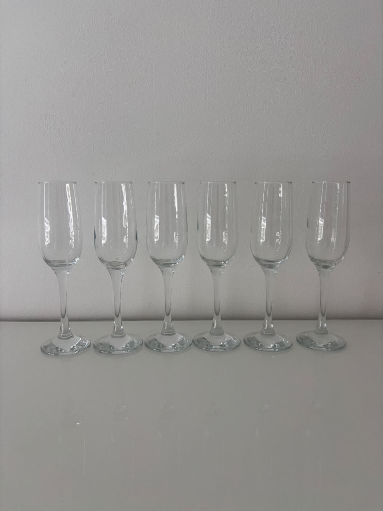 Set of 6 Champagne Flutes - Long Steam Prosecco Glasses - Sparkling Glasses - (215 cc) - (7.25 oz)