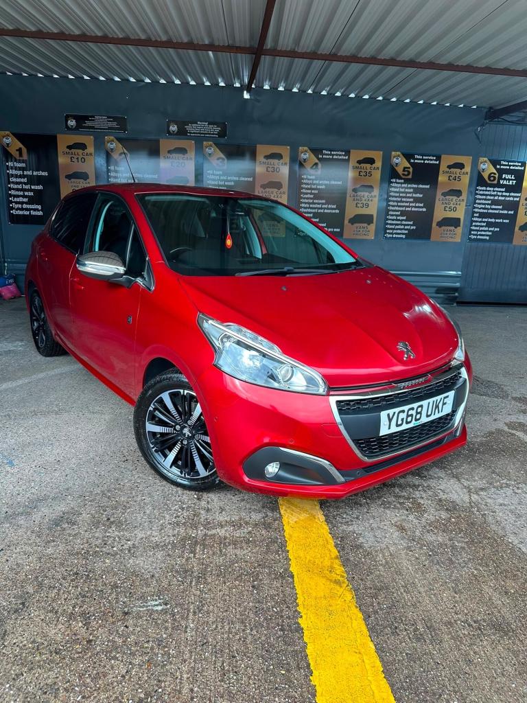 2018 Peugeot 208 1.2 PureTech 110 Tech Edition 5dr HATCHBACK Petrol Manual