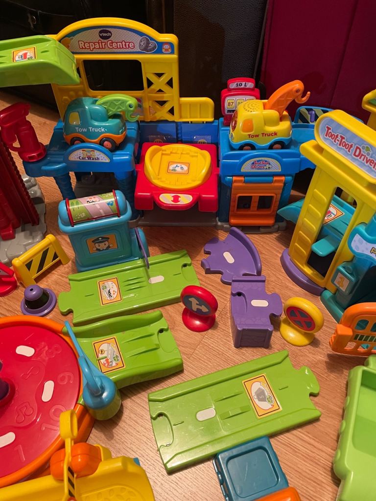 V TECH TOOT TOOT DRIVERS