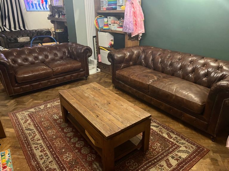 Antique brown Timothy Oulton Chesterfield sofa set