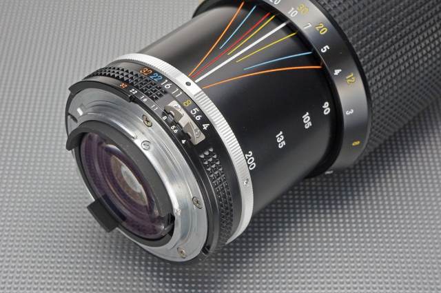Nikon NIKKOR 80-200mm F4 AiS Manual Focus Telephoto Zoom Lens | in