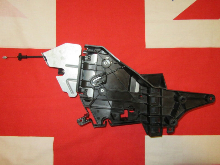 Volvo S80 Door Handle Bracket Mechanism Rear Left 30661074 LH