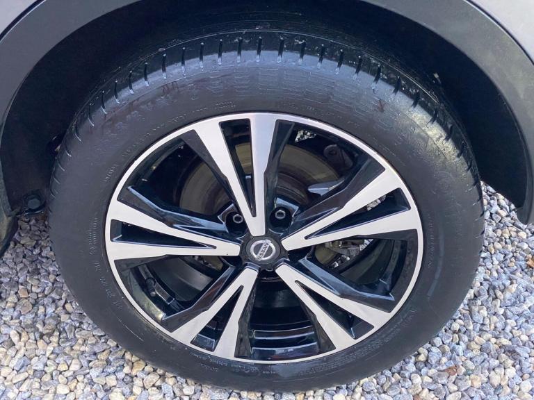 2018 Nissan Qashqai 1.2 DiG-T N-Connecta 5dr HATCHBACK PETROL Manual