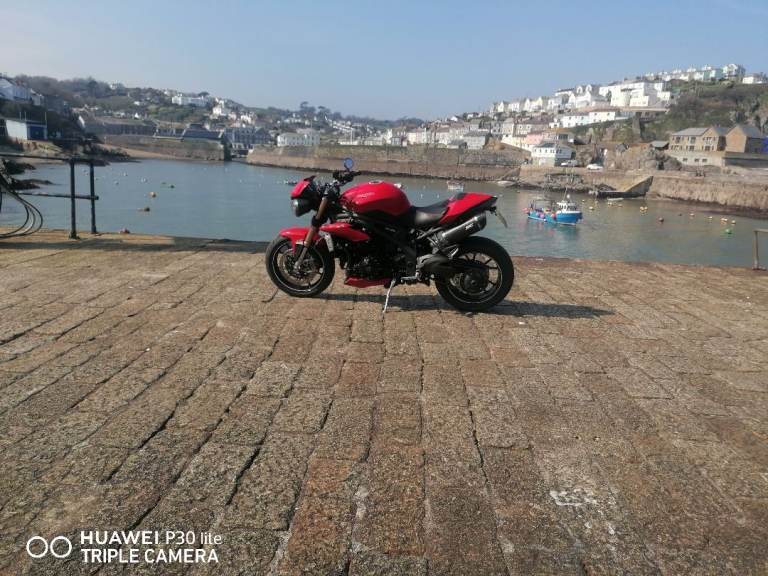 Triumph, SPEED, 2016, 1050 (cc)
