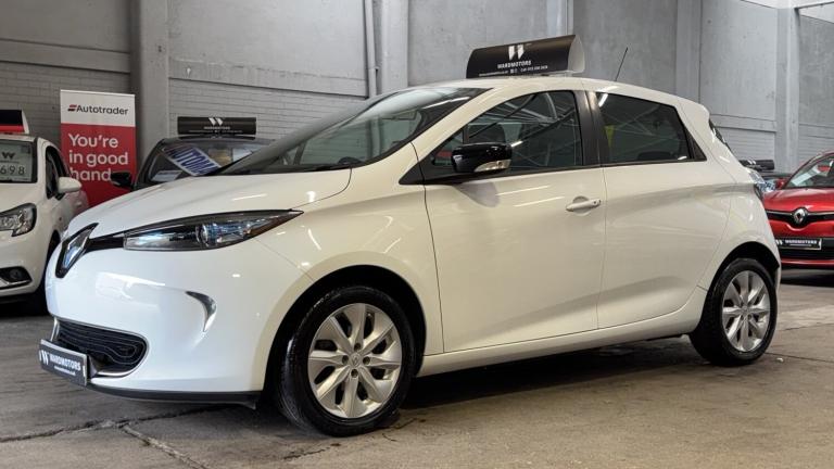 RENAULT ZOE Dynamique Nav Electric Automatic White 5dr 1 KEEPER+LOW