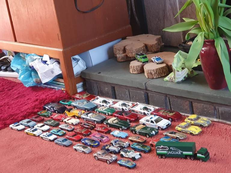 JAGUAR MODEL CARS + ARTIC LORRY, JOB LOT.