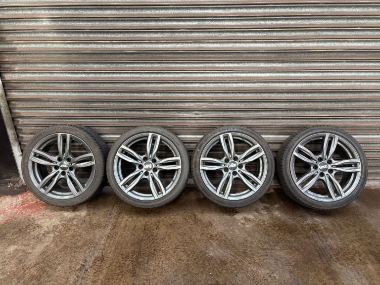 Set of 4 ATS Evolution 8x18 ET34 5x120 Alloy Wheels with Tyres