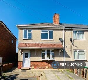 3 bedroom house in Ivy Road, Tipton, DY4 (3 bed) (#2674813)