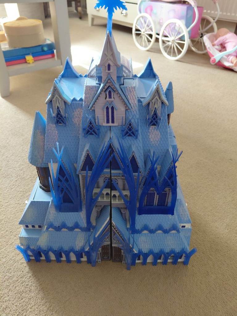 Disney Frozen Ice Castle