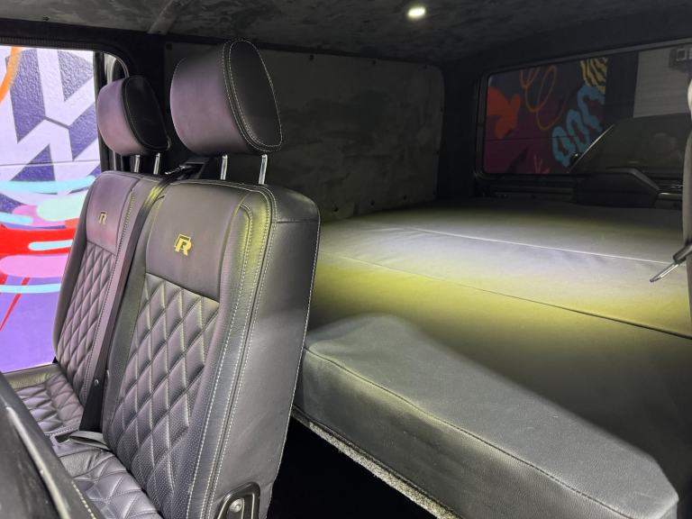 2017 Volkswagen Transporter 2.0 TDI BMT 204 Highline Kombi / Camper Van DSG Crew Van Diesel Autom...